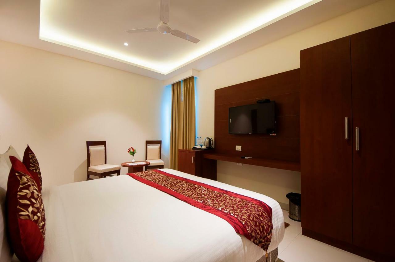Hotel Z Suites- Delhi Igi Airport Nuova Delhi Esterno foto