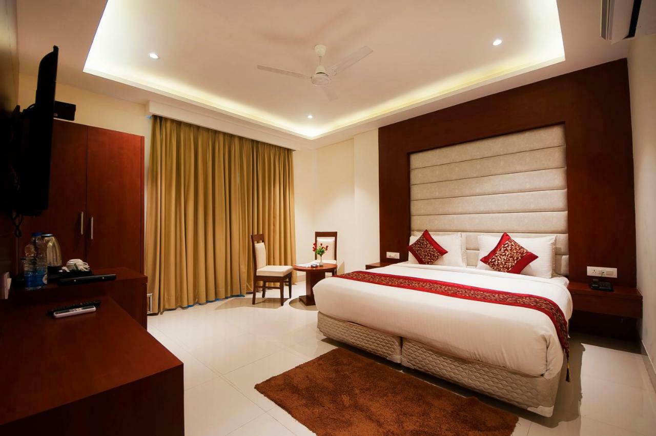 Hotel Z Suites- Delhi Igi Airport Nuova Delhi Esterno foto