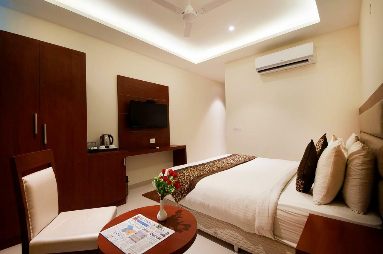 Hotel Z Suites- Delhi Igi Airport Nuova Delhi Esterno foto